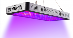 900 Watt Full Spectrum LED Plant Grow Light